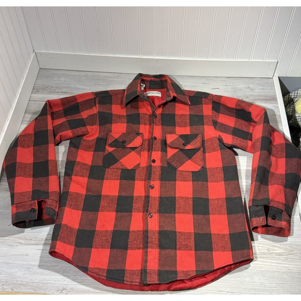 VTG American Eagle Outfitters Flannel Long Sleeve Quilted Shaket Buffalo Plaid